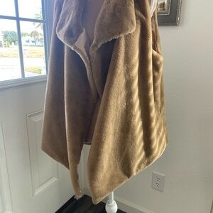 Women's Tan Faux Fur vest